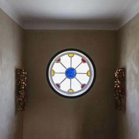 Maison De *